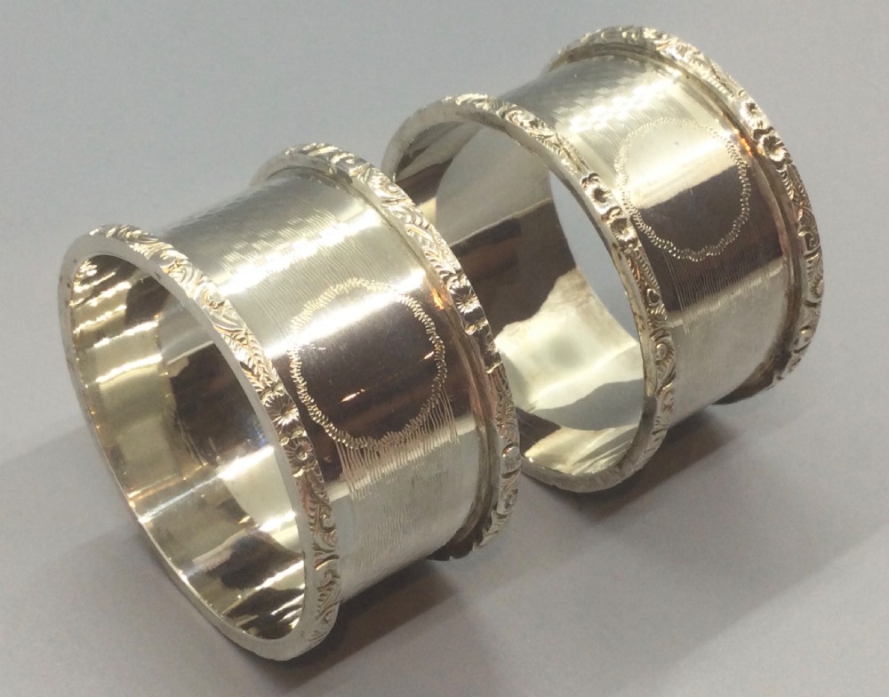 Pair George V silver napkin rings Birmingham 1924 View V