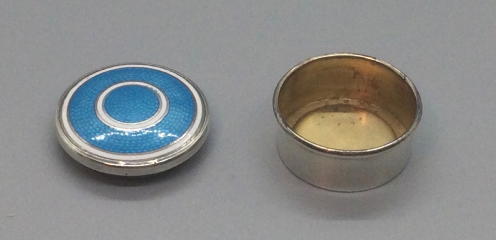 Edwardian silver two tone enamel pill box Birmingham 1909 View V
