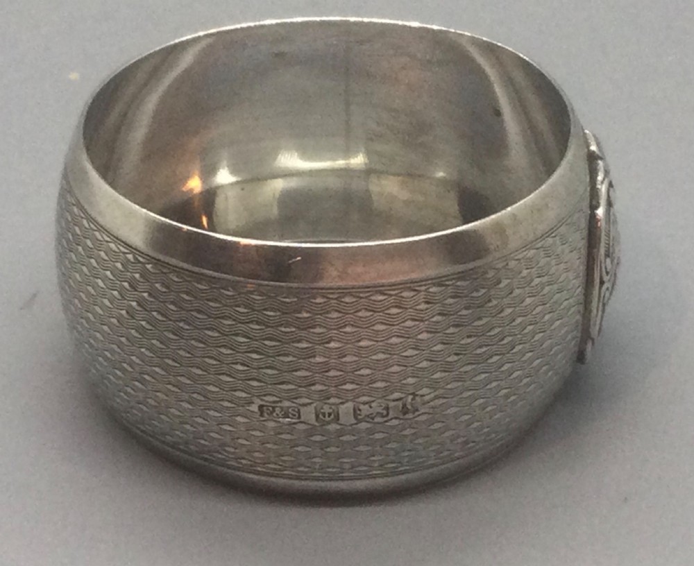 Rare Edwardian silver bulldog napkin ring Birmingham 1904 View V