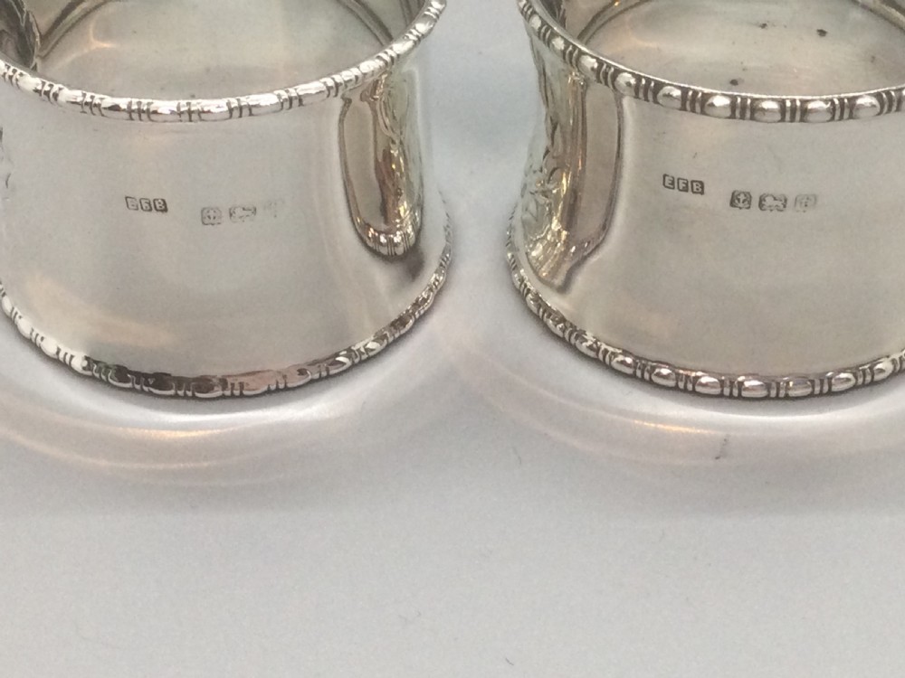 Geo V pair silver napkin rings Birmingham 1918 View IV