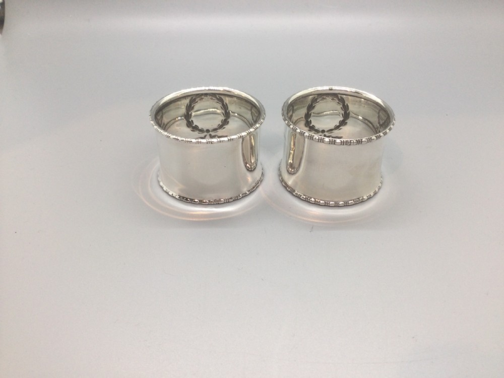 Geo V pair silver napkin rings Birmingham 1918 View V