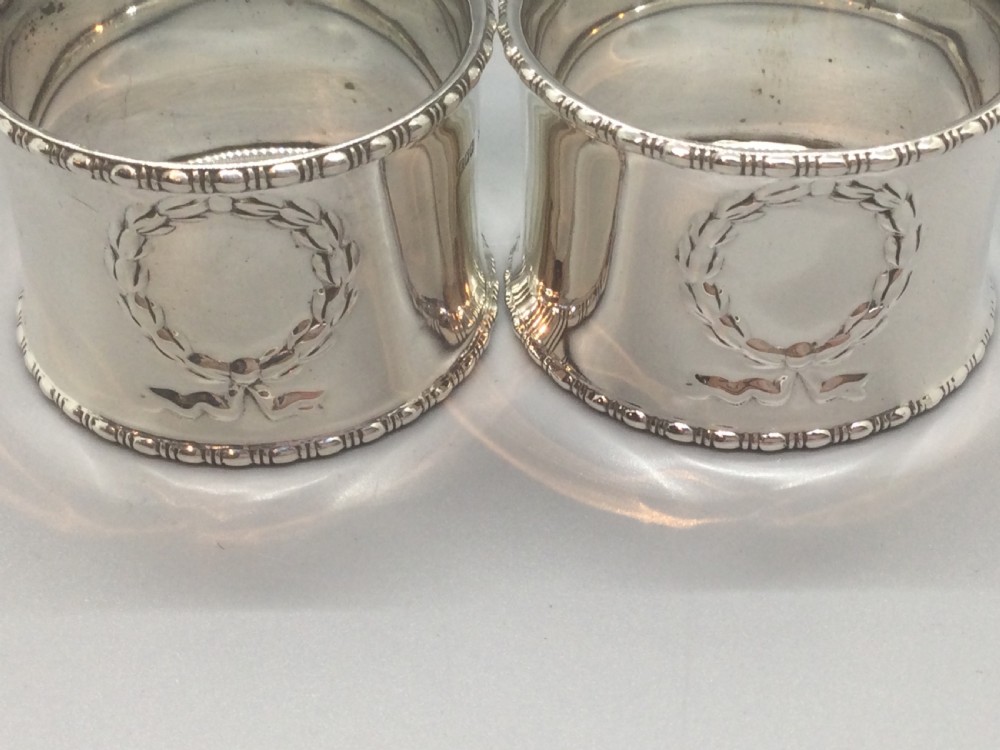 Geo V pair silver napkin rings Birmingham 1918 View IX