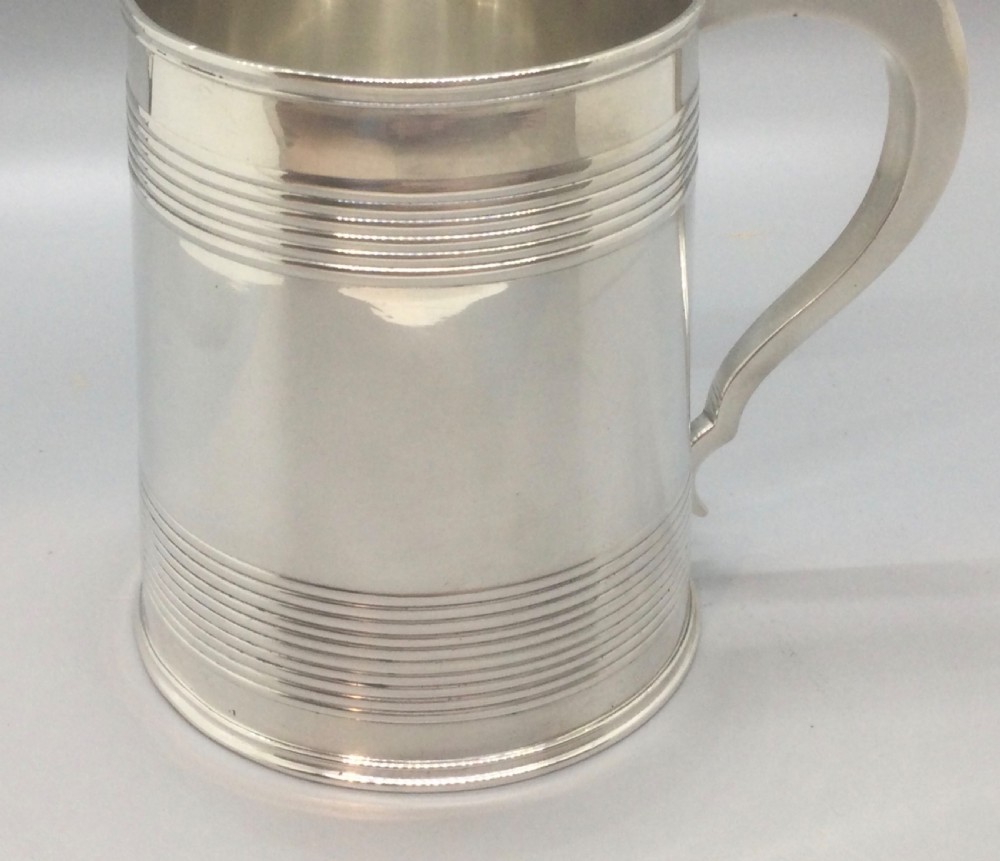George III silver half pint tankard mug London 1812 View VII