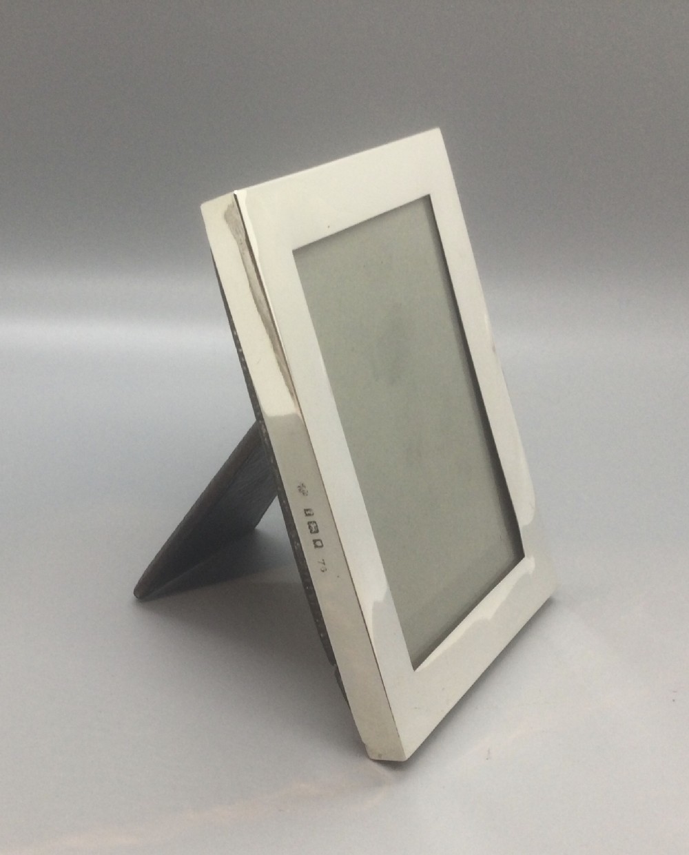Edwardian silver photo frame London 1904