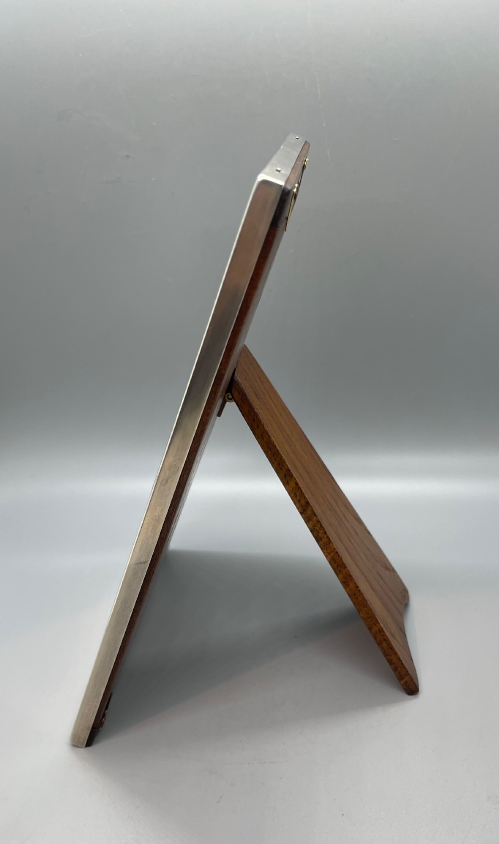 Alternate View