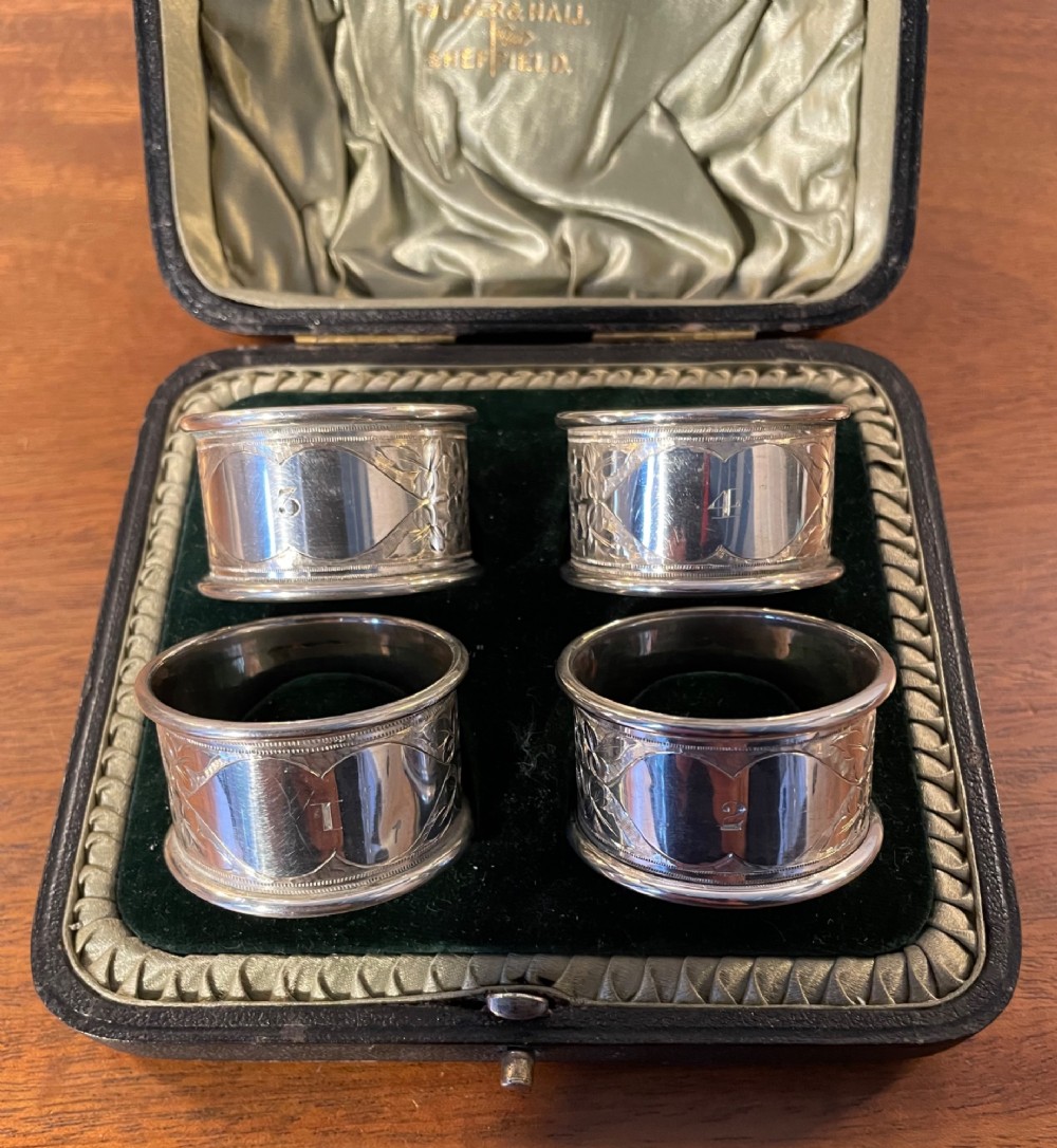 Edwardian set 4 silver numbered napkin rings Sheffield 1904 View II