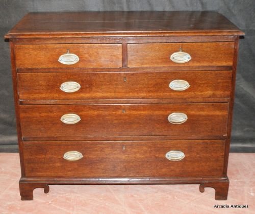 Welsh Oak Chest of Drawers