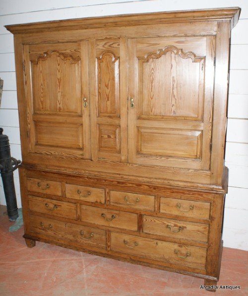 Welsh Pine House Keepers Cupboard