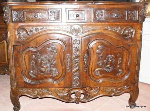 Fabulous 18thc Walnut Buffet from Provence
