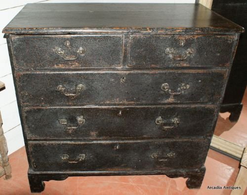 Geo III Chest of Drawers