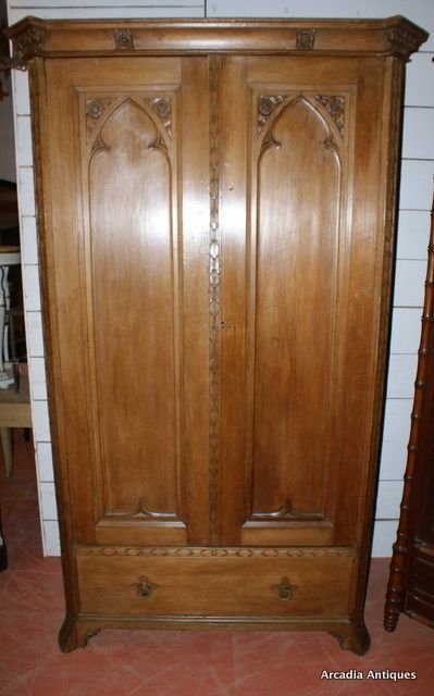 Gothic Linen Press