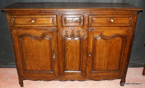 Good Oak Enfilade