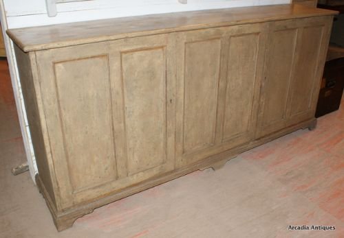 Dresser Base