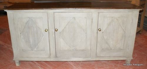 Painted Enfilade