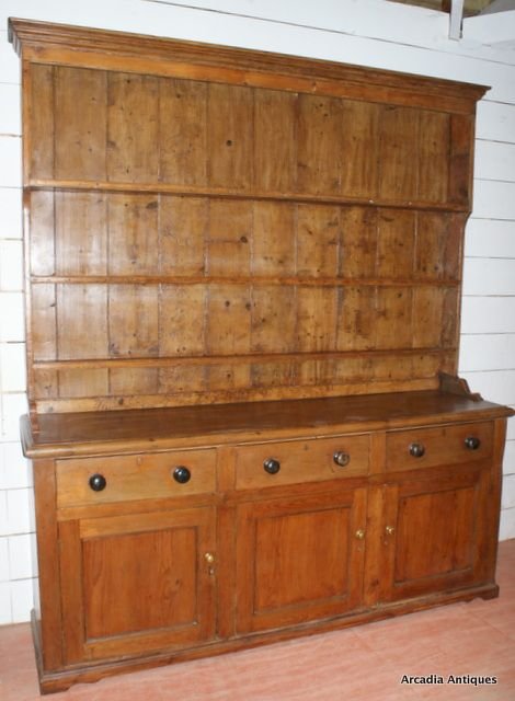 Country House Dresser