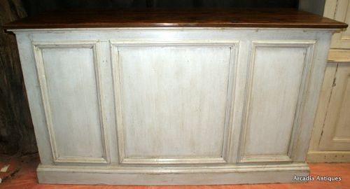 French Shop Counter / Bar