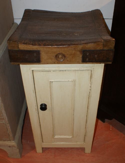 Butchers Block on Later Stand