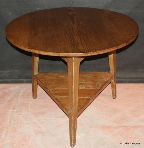 Large Cricket Table