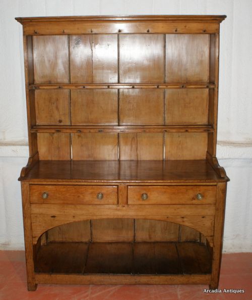 North Welsh Dresser