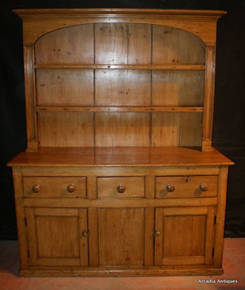 West Country Dresser