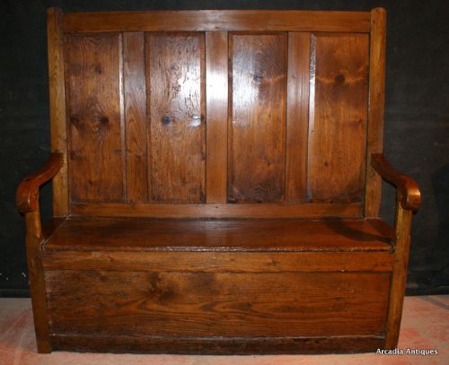 Pine Box Settle