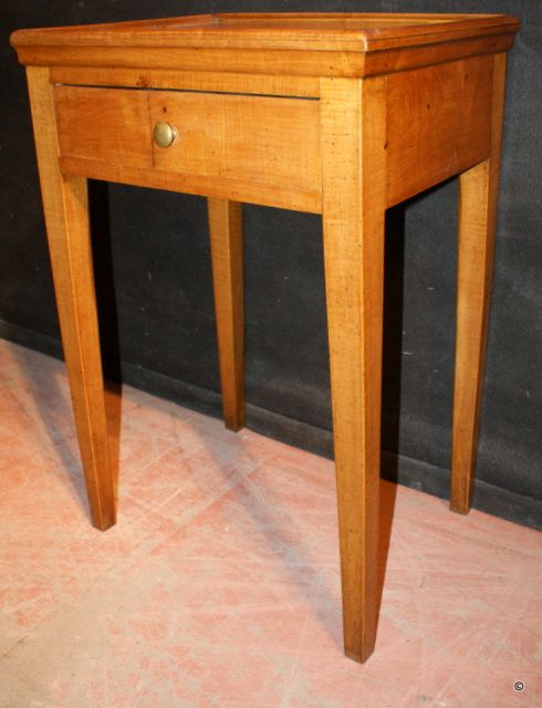 Cherrywood Lamp Table