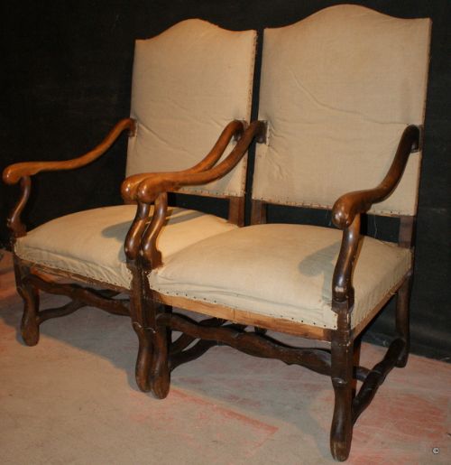 Pair of Oz-de-mouton Arm Chairs
