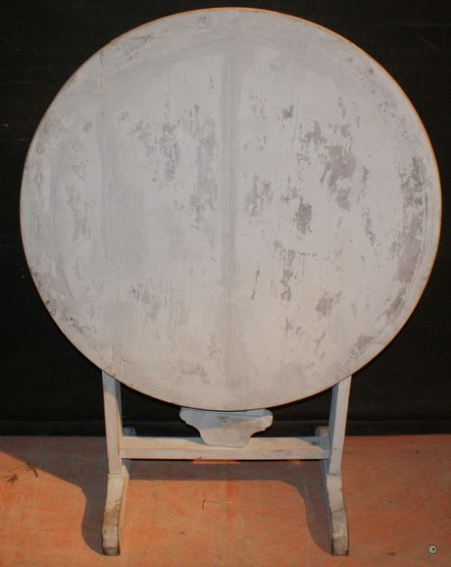French Vandage Table