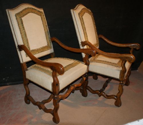 Pair of Os-de-mouton Arm Chairs