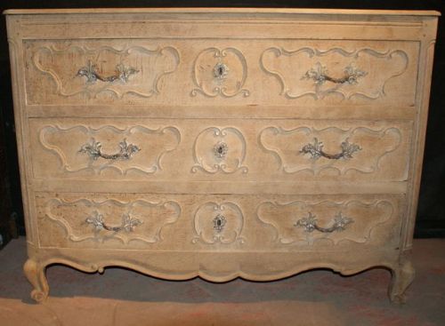Fabulous Bleached Commode