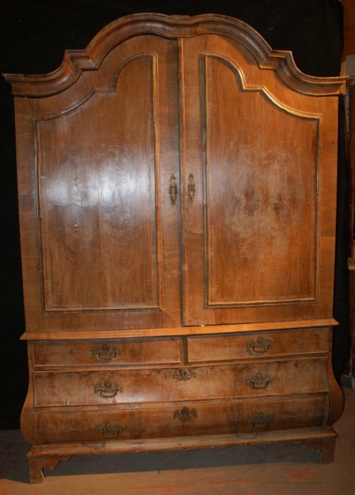 Dutch Bombe Linen Cupboard