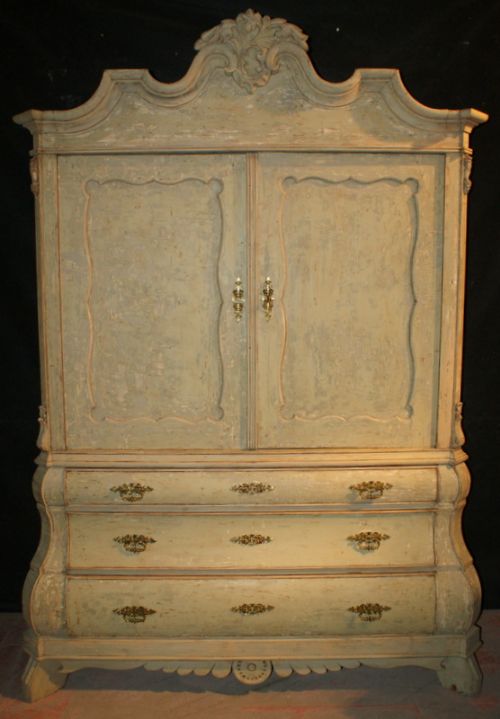 Dutch Bombe Linen Press