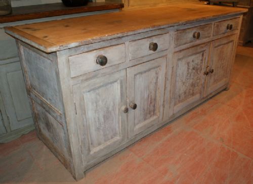 Scottish Dresser Base