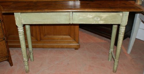 Painted Pine Server