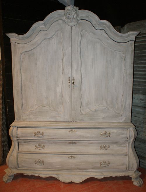Dutch Bombe Linen Cupboard