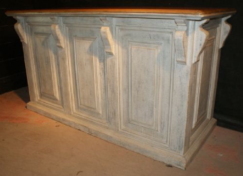 French Store Counter