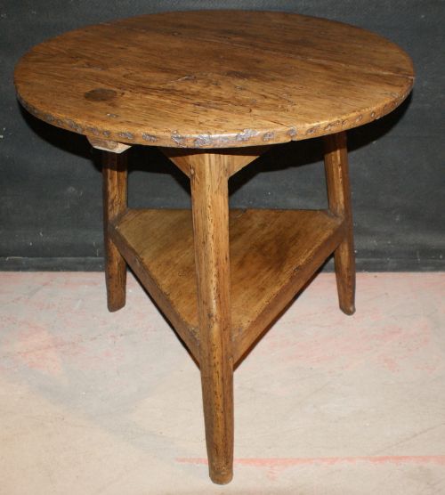 Welsh Pine Cricket Table