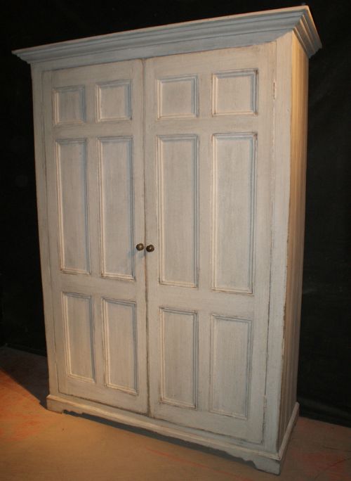 Welsh Linen Cupboard