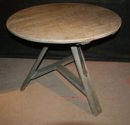 Continental Cricket Table