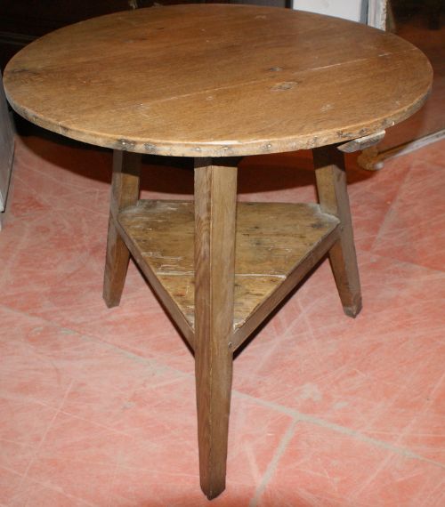 Light Oak Cricket Table