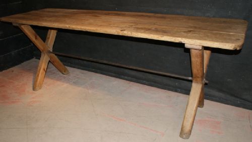 Scrubbed Pine Tavern Table