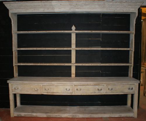 Country House Dresser