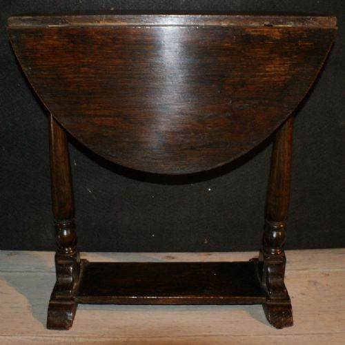 Oak Dropleaf Table