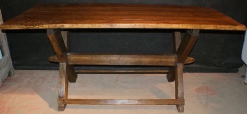 Pine Tavern Table