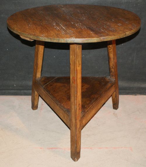 Welsh Pine Cricket Table
