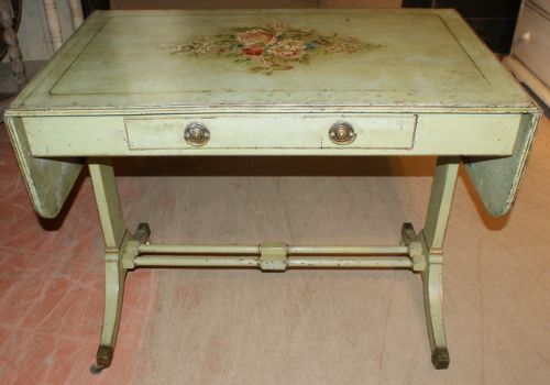 Country House Lamp Table