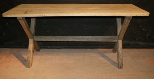 English Tavern Table