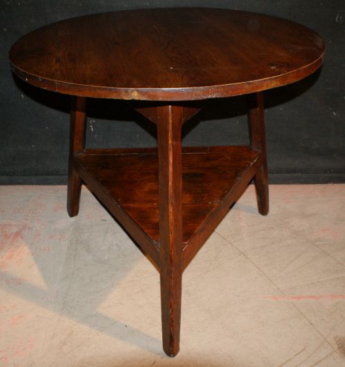 Welsh Pine Cricket Table
