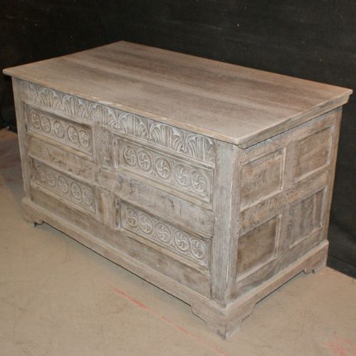 English Coffer