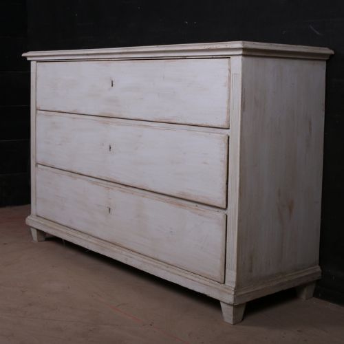 Narrow Commode